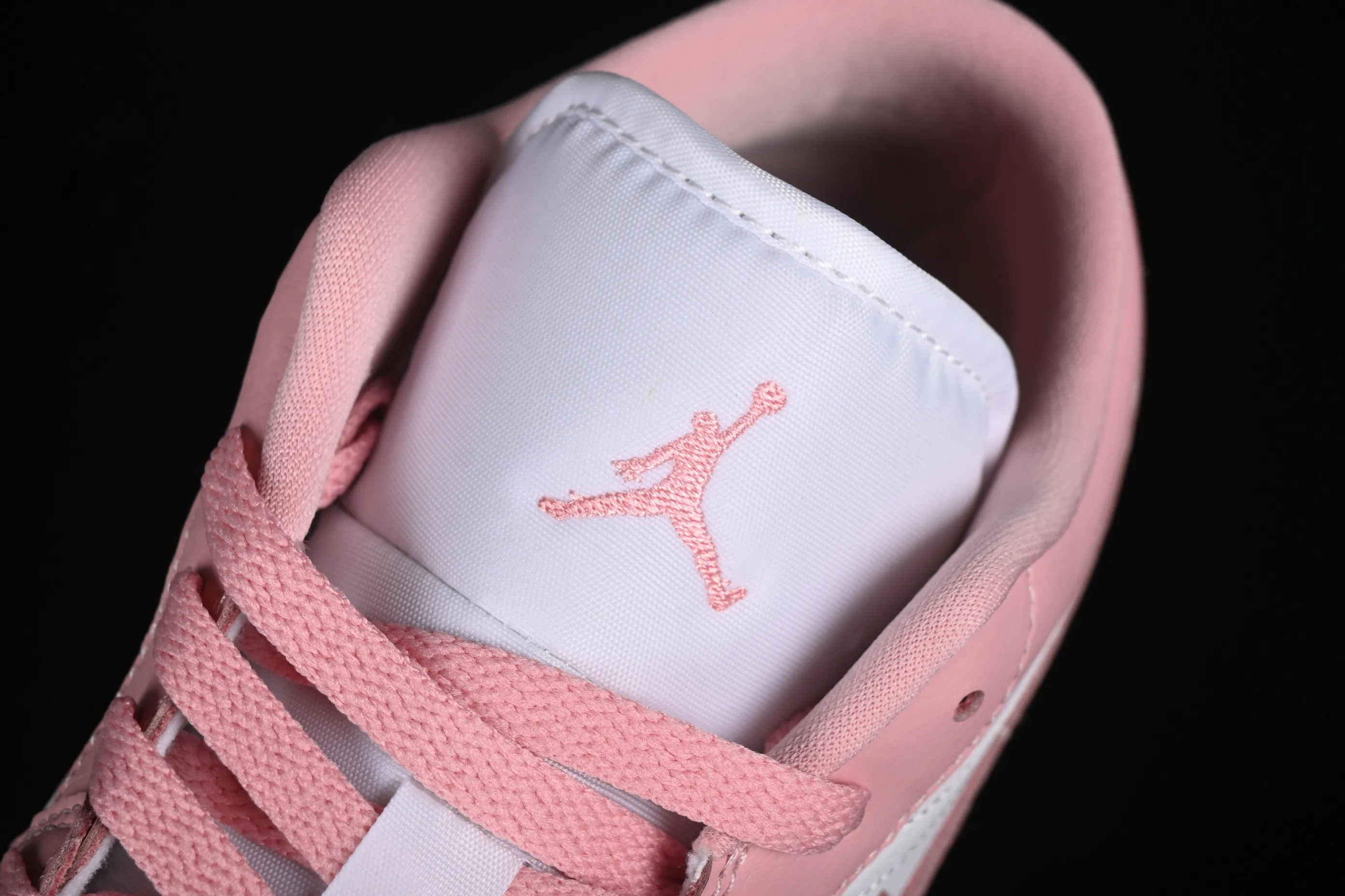 All categories Air Jordan Jordan series basketball shoes Air Jordan 1 Low Air Jordan 1 Low AJ1 Joe 1 pink and white low-top cultural and casual sneakers DC0774-162
